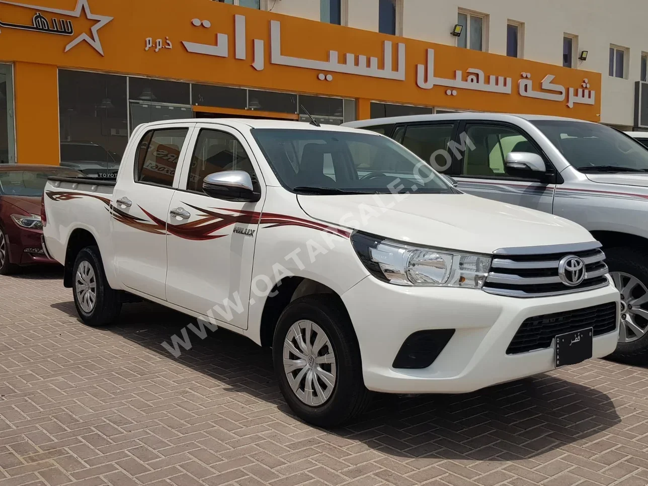 Toyota  Hilux  2022  Automatic  82,000 Km  4 Cylinder  Four Wheel Drive (4WD)  Pick Up  White