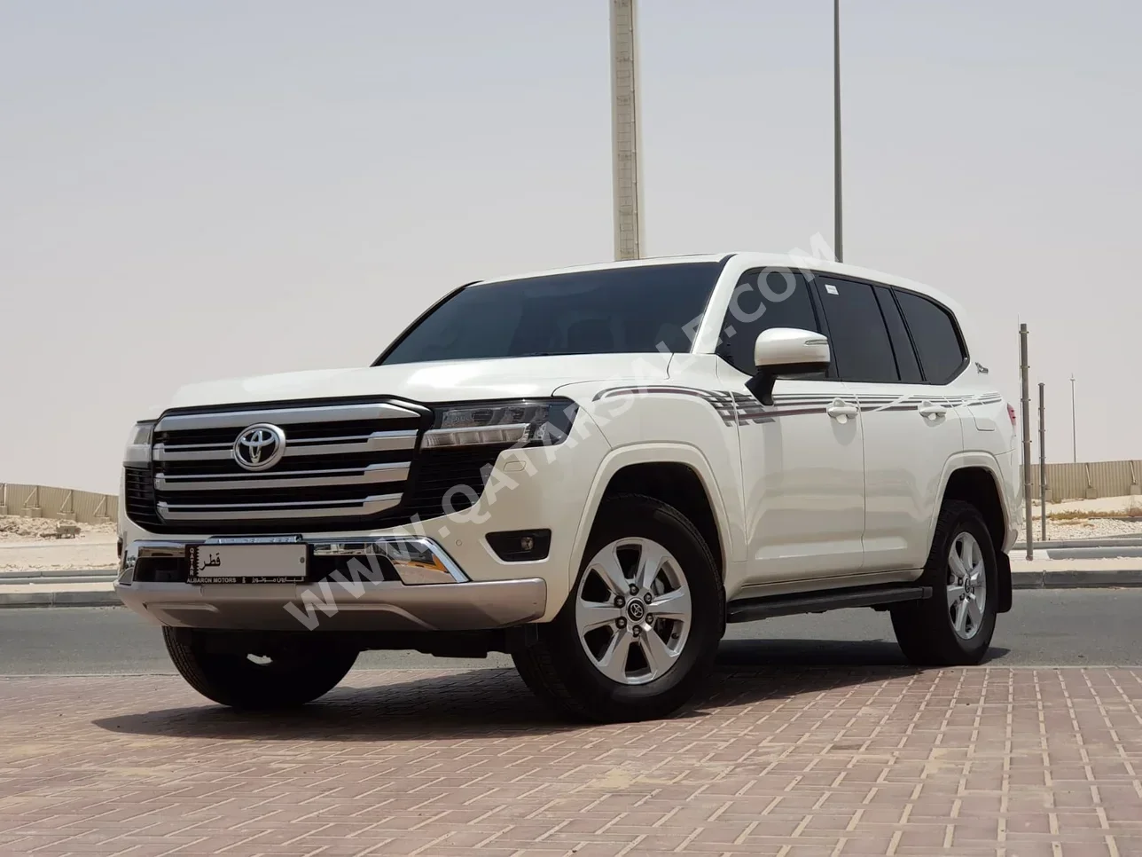 Toyota  Land Cruiser  GXR Twin Turbo  2022  Automatic  65,000 Km  6 Cylinder  Four Wheel Drive (4WD)  SUV  White  With Warranty