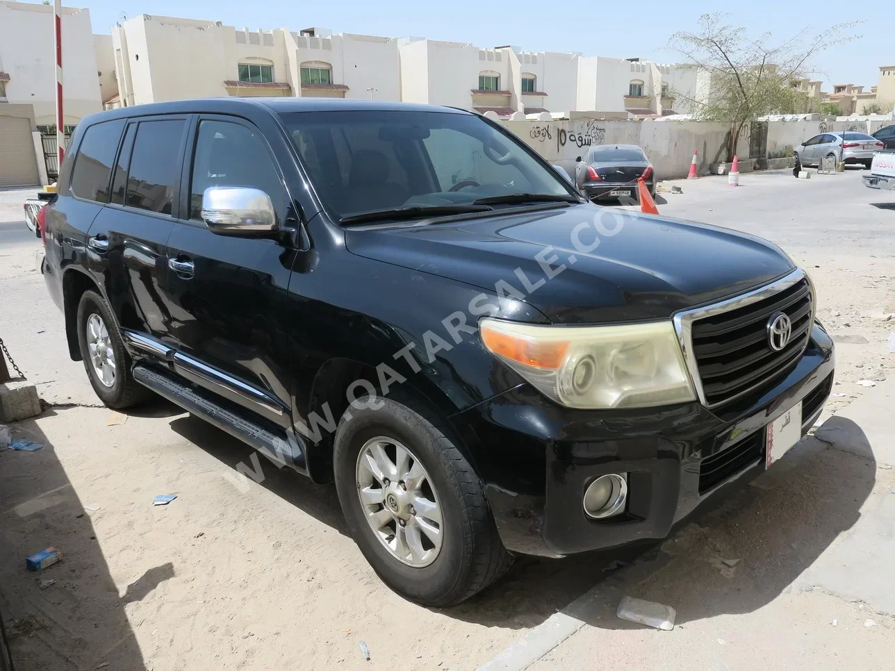 Toyota  Land Cruiser  GXR  2012  Automatic  500,000 Km  8 Cylinder  Four Wheel Drive (4WD)  SUV  Black