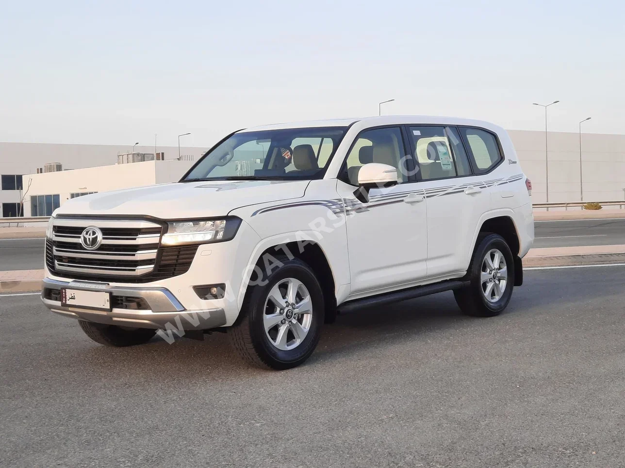 Toyota  Land Cruiser  GXR Twin Turbo  2022  Automatic  120,000 Km  6 Cylinder  Four Wheel Drive (4WD)  SUV  White