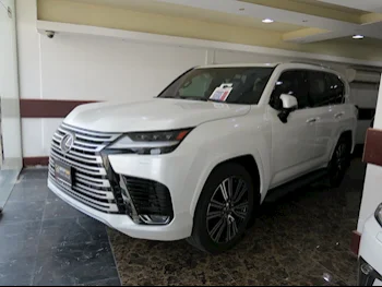 Lexus  LX  600 Luxury  2024  Automatic  13,000 Km  6 Cylinder  Four Wheel Drive (4WD)  SUV  White  With Warranty