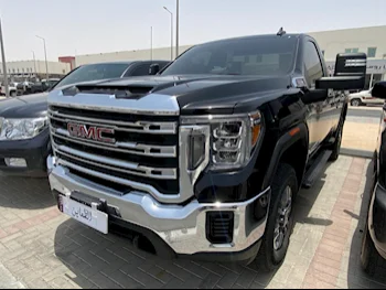 GMC  Sierra  2500 HD  2022  Automatic  53,000 Km  8 Cylinder  Four Wheel Drive (4WD)  Pick Up  Black  With Warranty