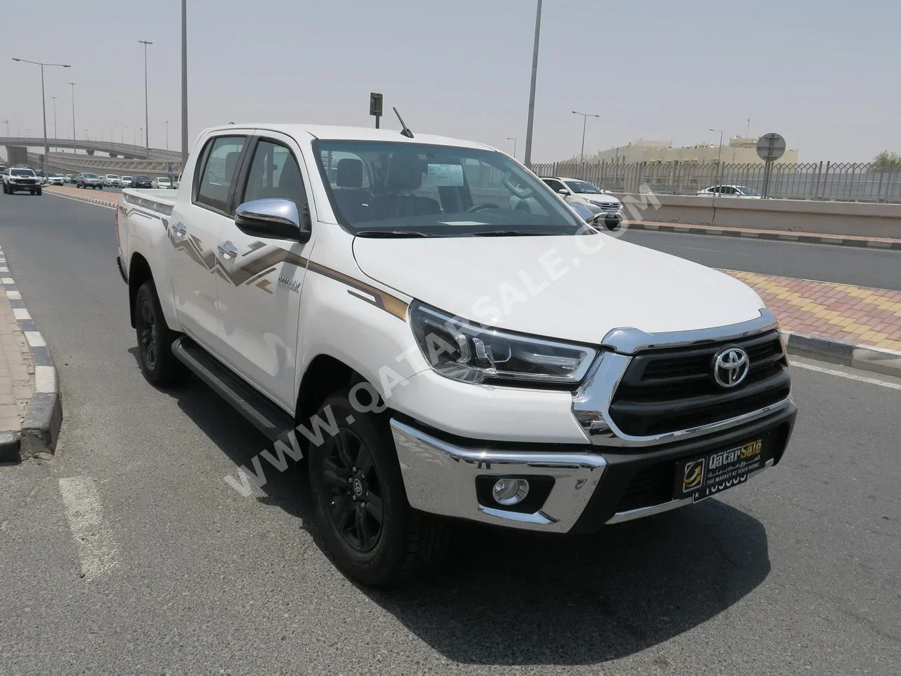  Toyota  Hilux  2024  Automatic  0 Km  4 Cylinder  Four Wheel Drive (4WD)  Pick Up  White  With Warranty