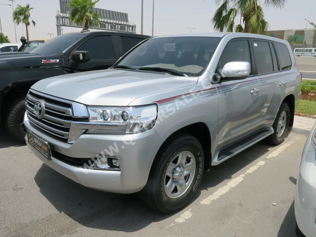 Toyota  Land Cruiser  GXR  2021  Automatic  26,000 Km  6 Cylinder  Four Wheel Drive (4WD)  SUV  Silver