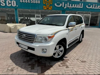 Toyota  Land Cruiser  VXR  2015  Automatic  119,000 Km  8 Cylinder  Four Wheel Drive (4WD)  SUV  White