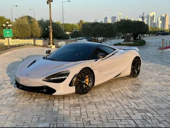 Mclaren  720  S  2022  Automatic  12,000 Km  8 Cylinder  Rear Wheel Drive (RWD)  Coupe / Sport  Gray  With Warranty