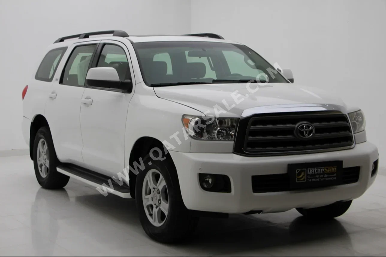 Toyota  Sequoia  2016  Automatic  185,000 Km  8 Cylinder  Four Wheel Drive (4WD)  SUV  White