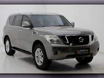 Nissan  Patrol  2013  Automatic  212,000 Km  8 Cylinder  Four Wheel Drive (4WD)  SUV  Gray  With Warranty