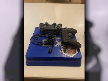 Video Games Consoles - Sony  - PlayStation 4  - 512 GB  -Included Controllers: 2