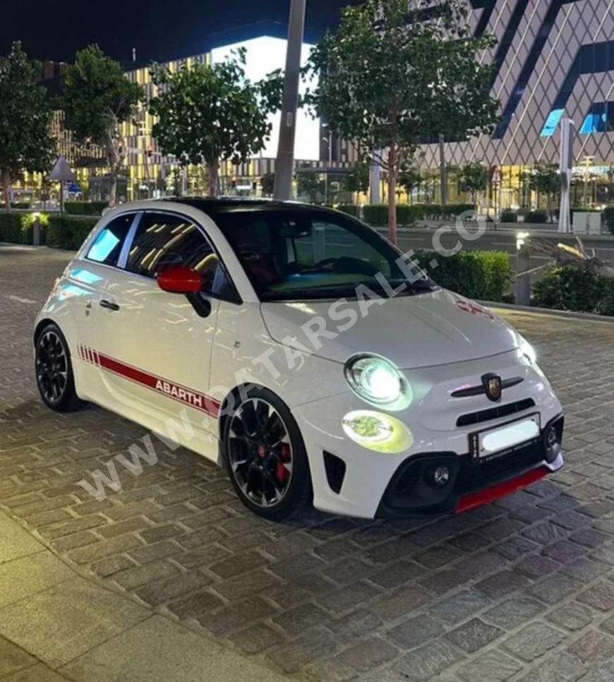 Fiat  595  Abarth Competizione  2019  Automatic  96,000 Km  4 Cylinder  Front Wheel Drive (FWD)  Coupe / Sport  White