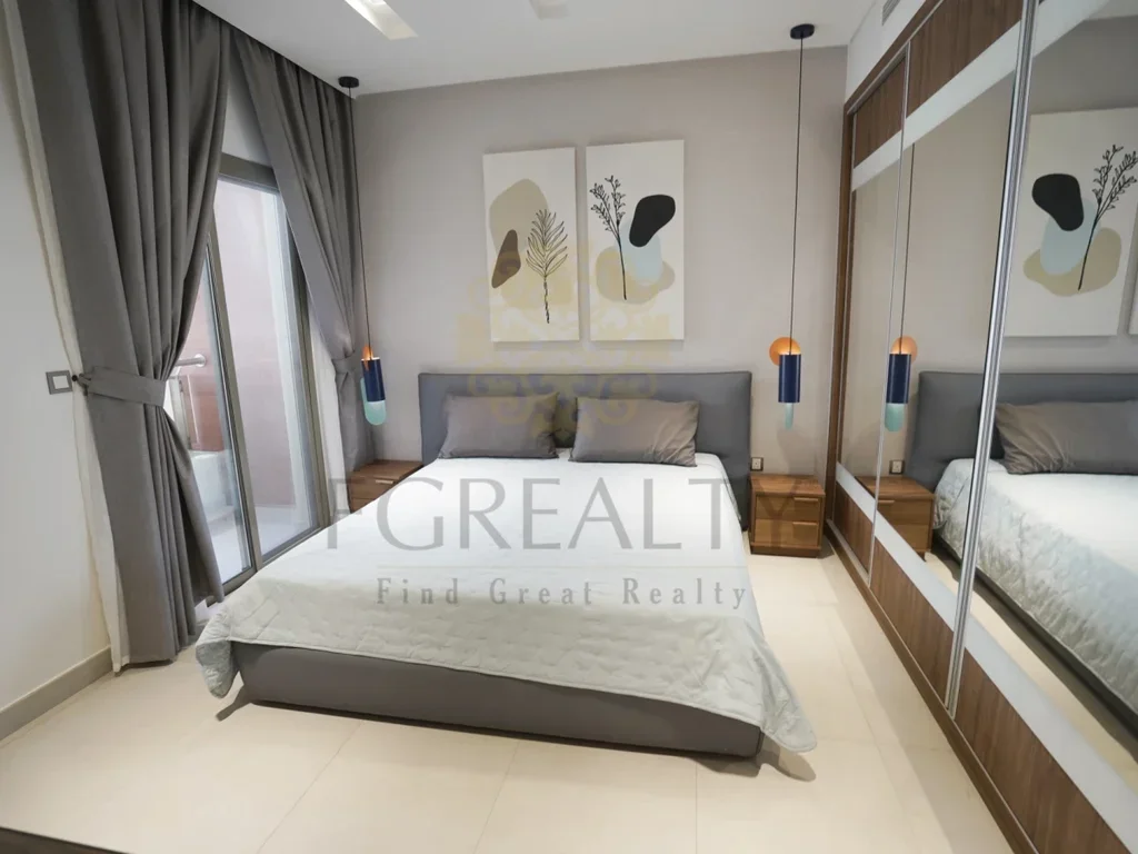 2 Bedrooms  Apartment  For Rent  in Doha -  Al Messila  Fully Furnished