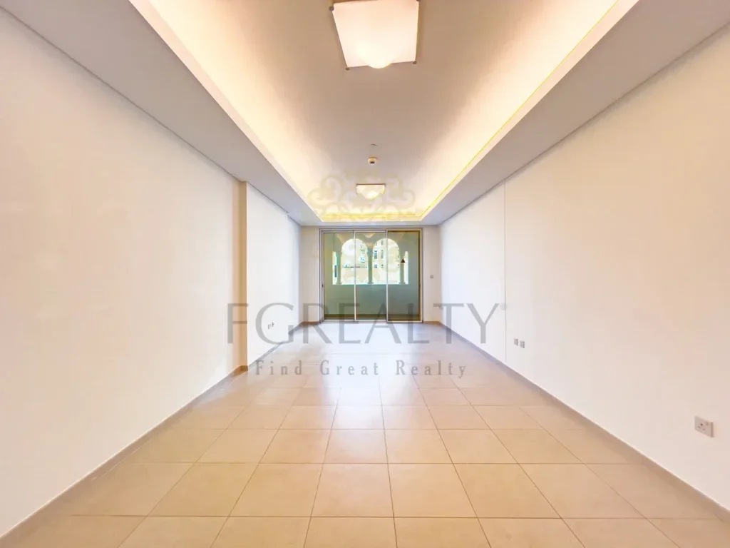 1 Bedrooms  Apartment  For Rent  in Doha -  The Pearl  Not Furnished