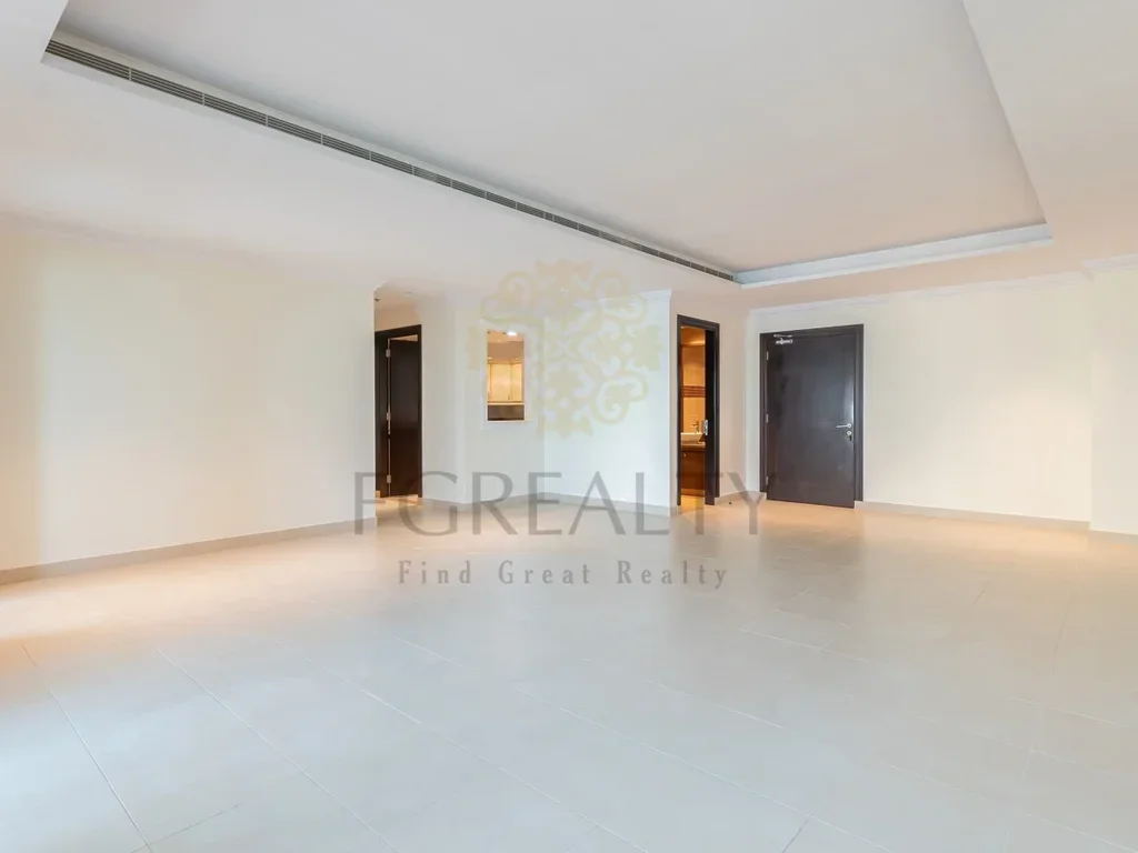 2 Bedrooms  Apartment  For Rent  in Doha -  The Pearl  Not Furnished