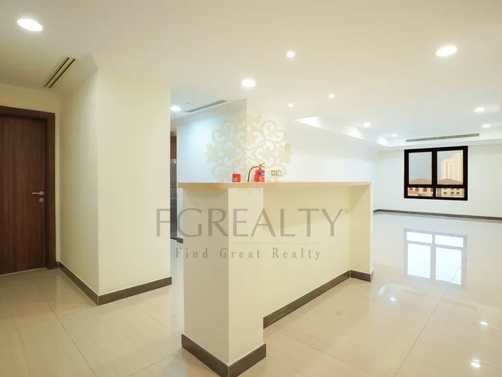 1 Bedrooms  Apartment  For Rent  in Doha -  The Pearl  Not Furnished