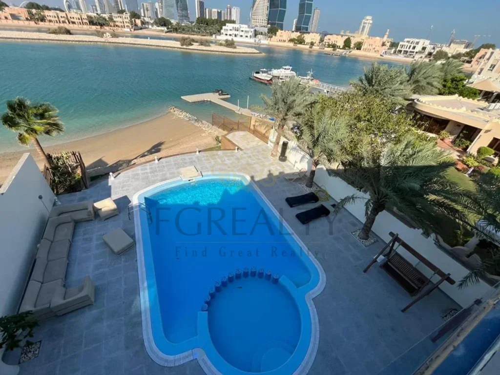 Family Residential  - Not Furnished  - Doha  - West Bay Lagoon  - 4 Bedrooms