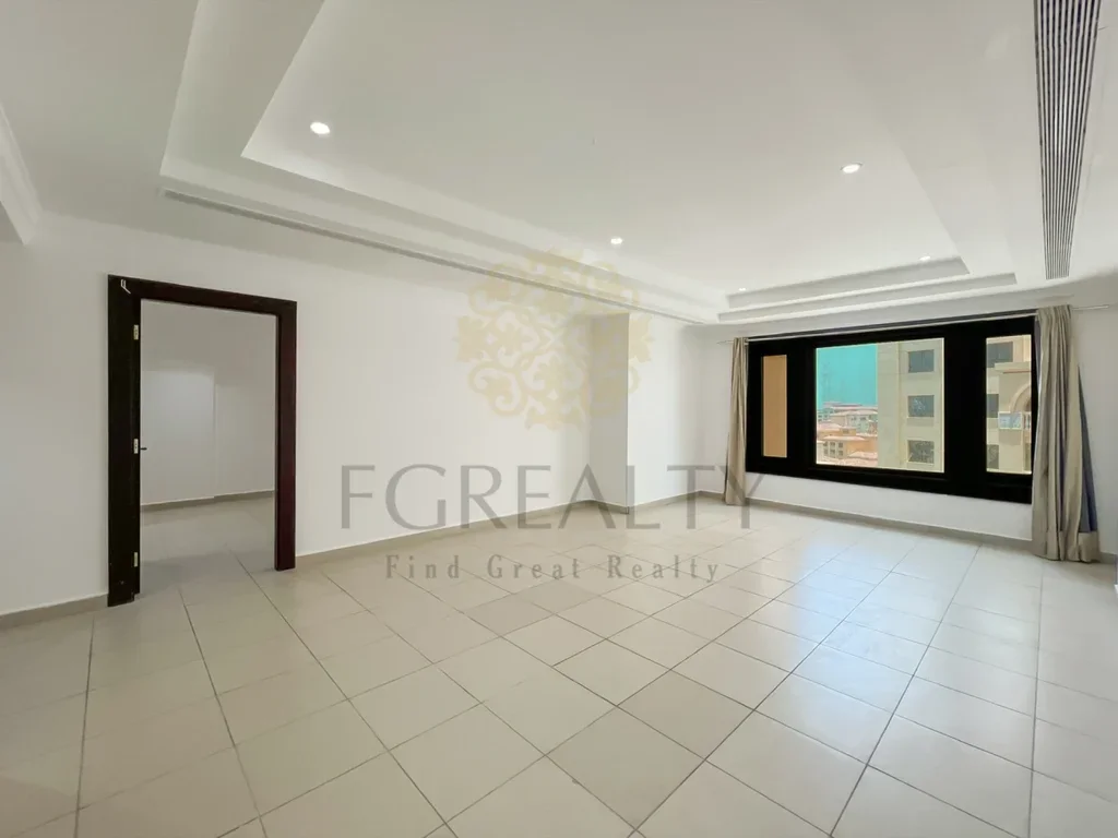 1 Bedrooms  Apartment  For Rent  in Doha -  The Pearl  Not Furnished