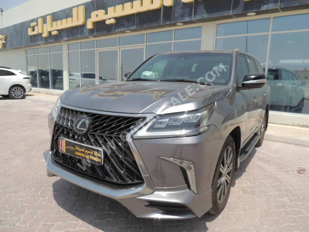 Lexus  LX  570 S  2019  Automatic  123,000 Km  8 Cylinder  Four Wheel Drive (4WD)  SUV  Gray