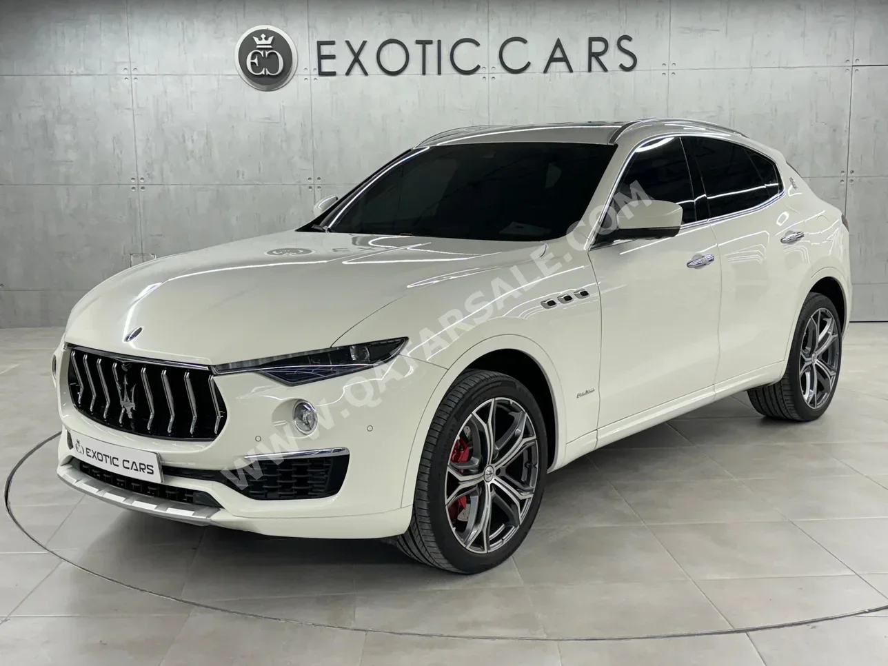 Maserati  Levante  SQ4  2021  Automatic  8,000 Km  6 Cylinder  Four Wheel Drive (4WD)  SUV  White  With Warranty