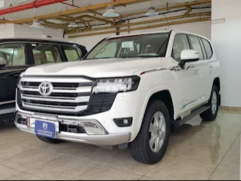 Toyota  Land Cruiser  GXR Twin Turbo  2024  Automatic  0 Km  6 Cylinder  Four Wheel Drive (4WD)  SUV  White  With Warranty