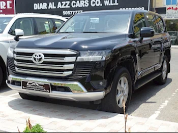 Toyota  Land Cruiser  GXR Twin Turbo  2023  Automatic  67,000 Km  6 Cylinder  Four Wheel Drive (4WD)  SUV  Black  With Warranty