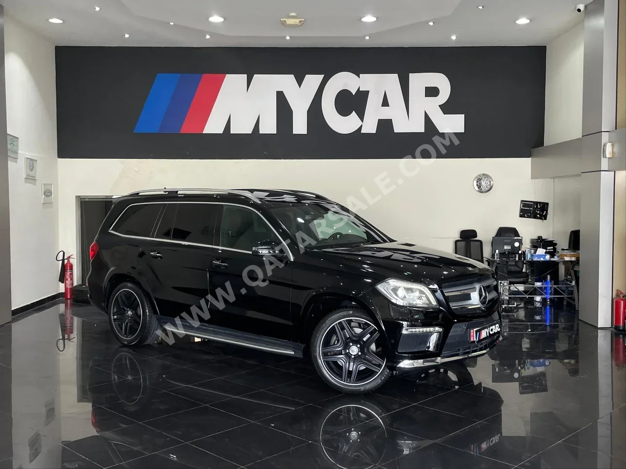 Mercedes-Benz  GL  500  2016  Automatic  29٬000 Km  8 Cylinder  Four Wheel Drive (4WD)  SUV  Black