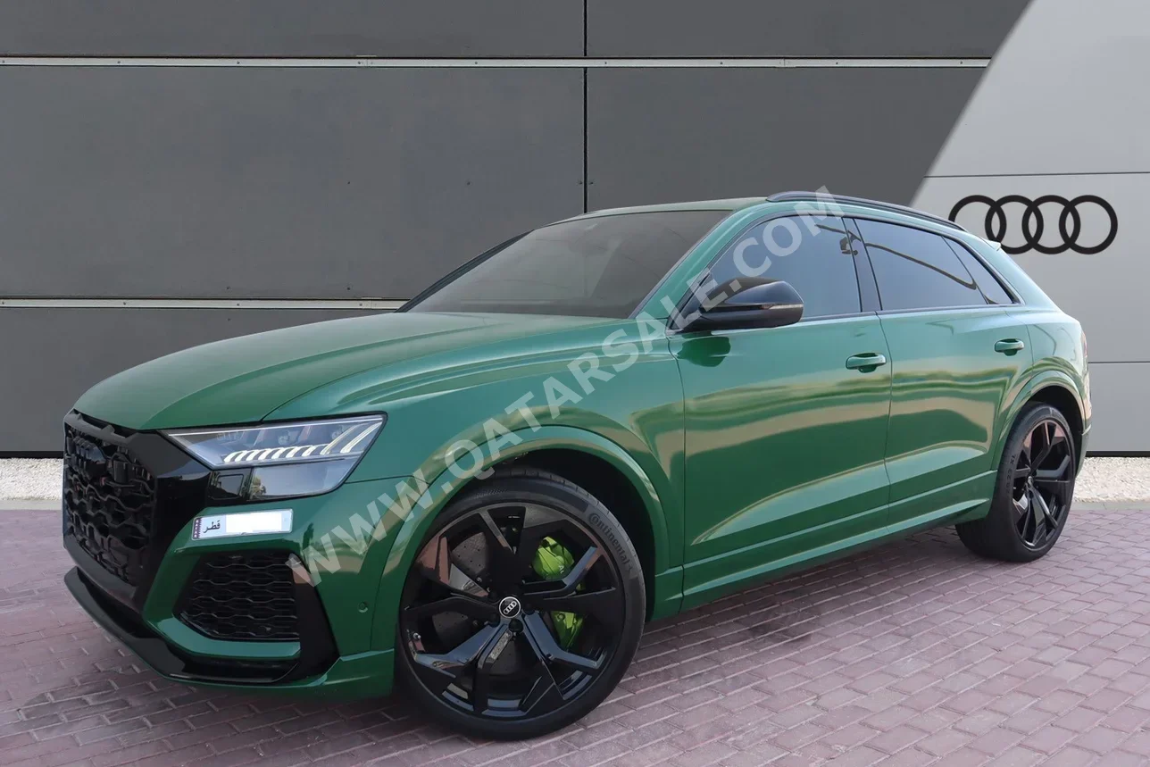 Audi  RSQ8  2022  Automatic  20,000 Km  8 Cylinder  All Wheel Drive (AWD)  SUV  Green  With Warranty