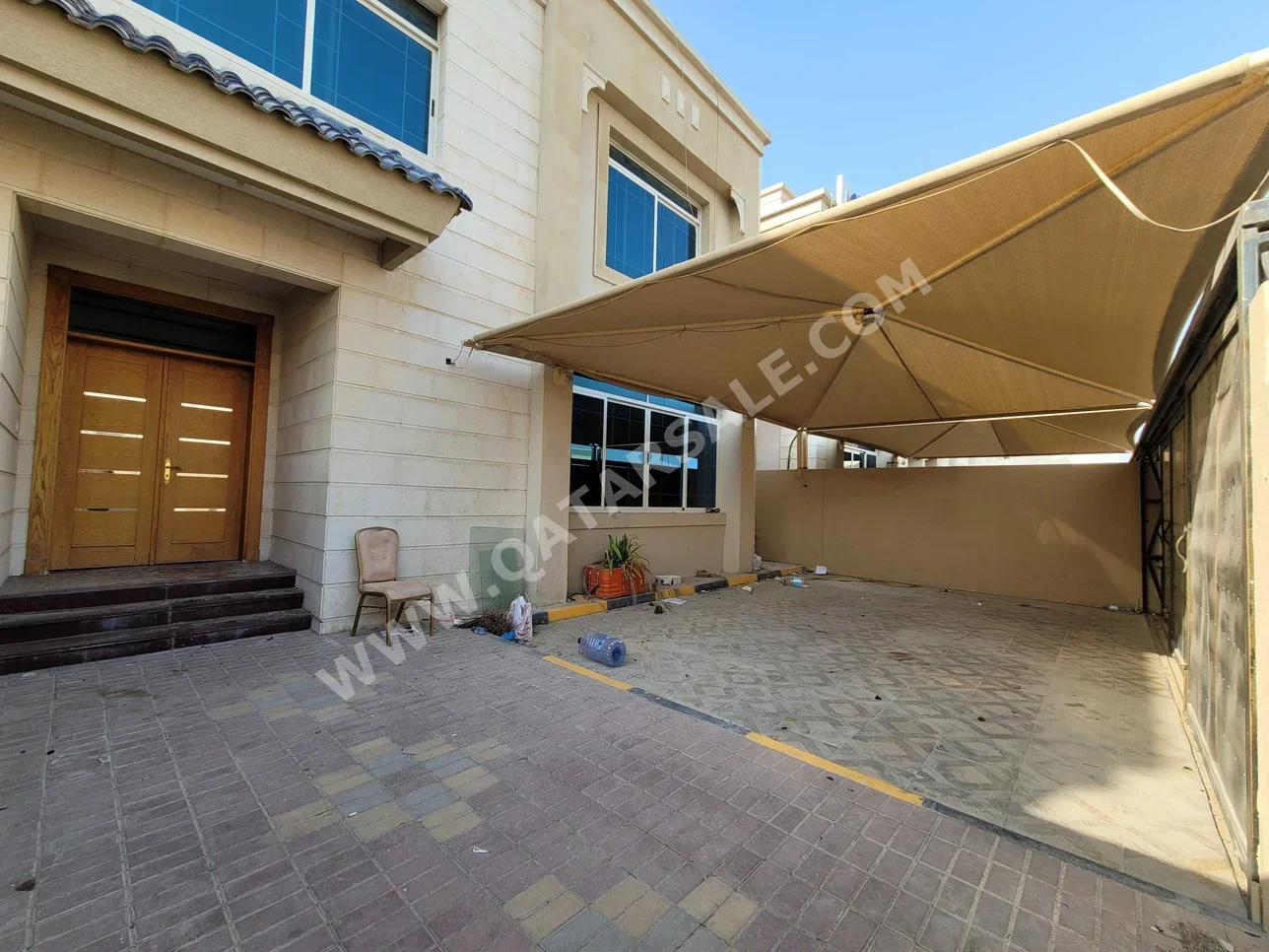 Service  - Not Furnished  - Doha  - Al Thumama  - 6 Bedrooms