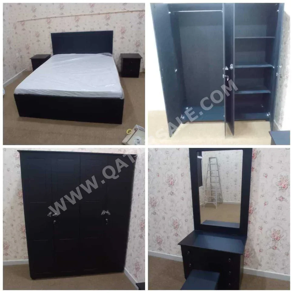 Bedroom Sets - Qatar Design  - 6 Pieces Set  - Black