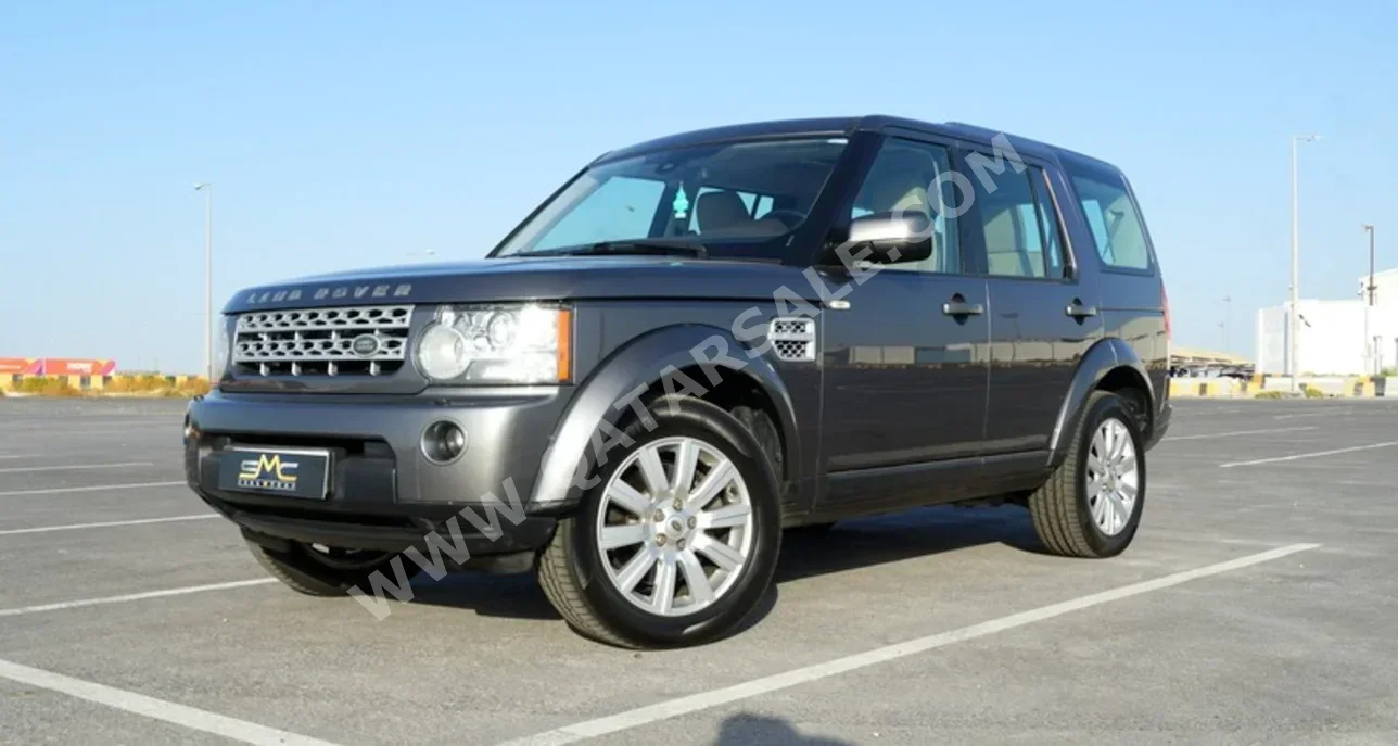 Land Rover  LR4  SE  2013  Automatic  103,000 Km  8 Cylinder  All Wheel Drive (AWD)  SUV  Dark Gray