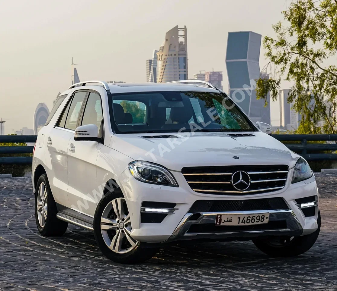 Mercedes-Benz  ML  400  2015  Automatic  100,000 Km  6 Cylinder  Four Wheel Drive (4WD)  SUV  White