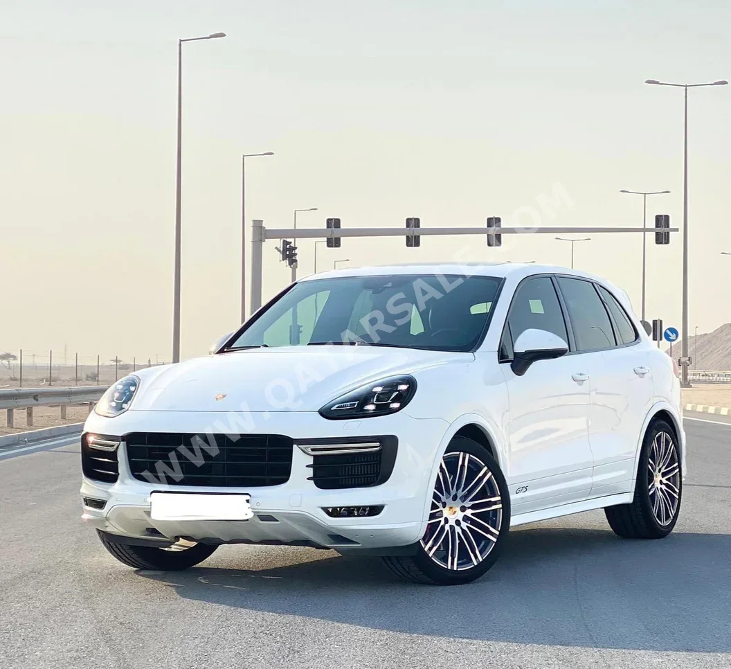 Porsche  Cayenne  GTS  2016  Automatic  115,000 Km  8 Cylinder  Four Wheel Drive (4WD)  SUV  White