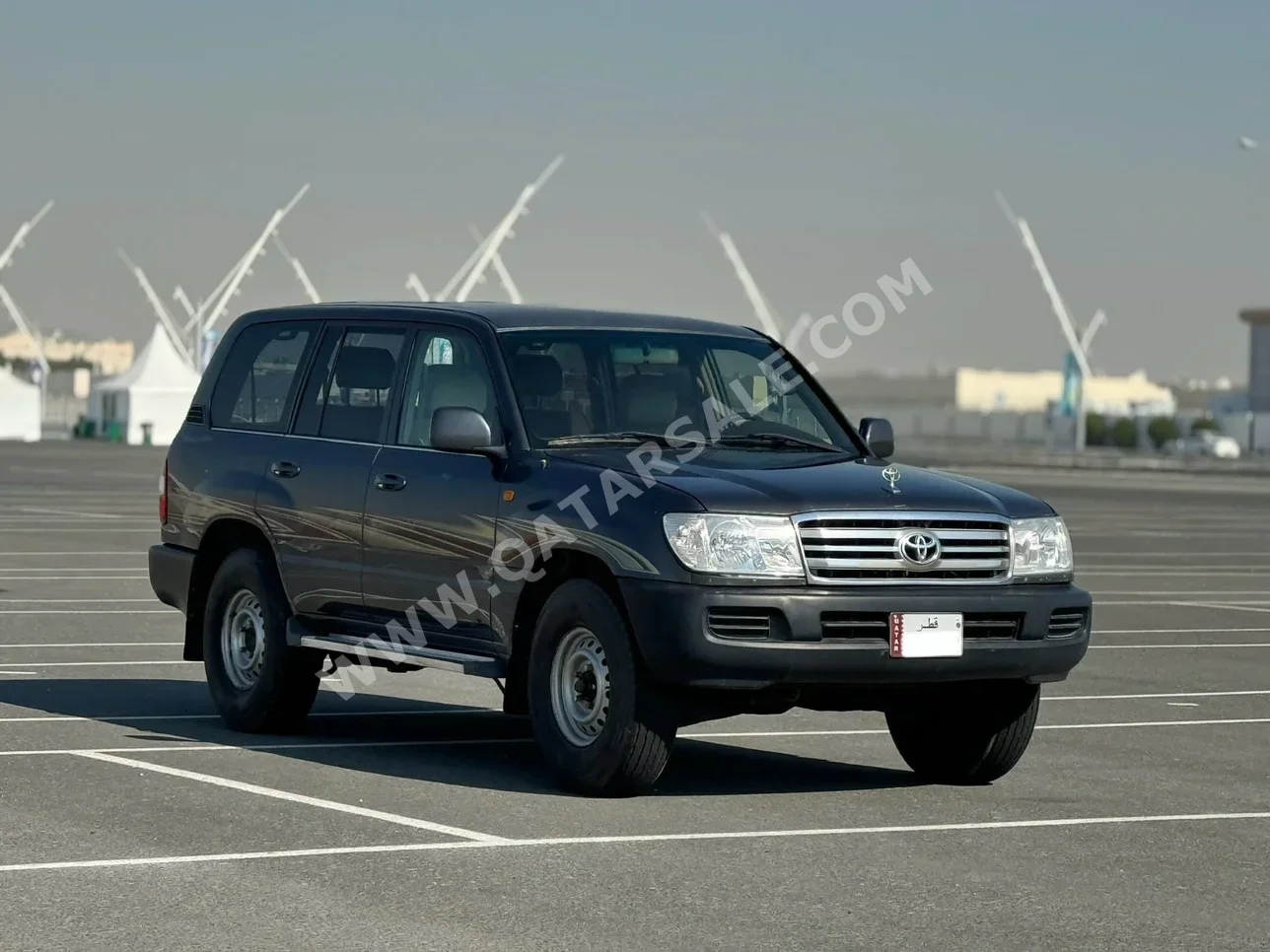 Toyota  Land Cruiser  GX  2006  Automatic  470,000 Km  6 Cylinder  Four Wheel Drive (4WD)  SUV  Black