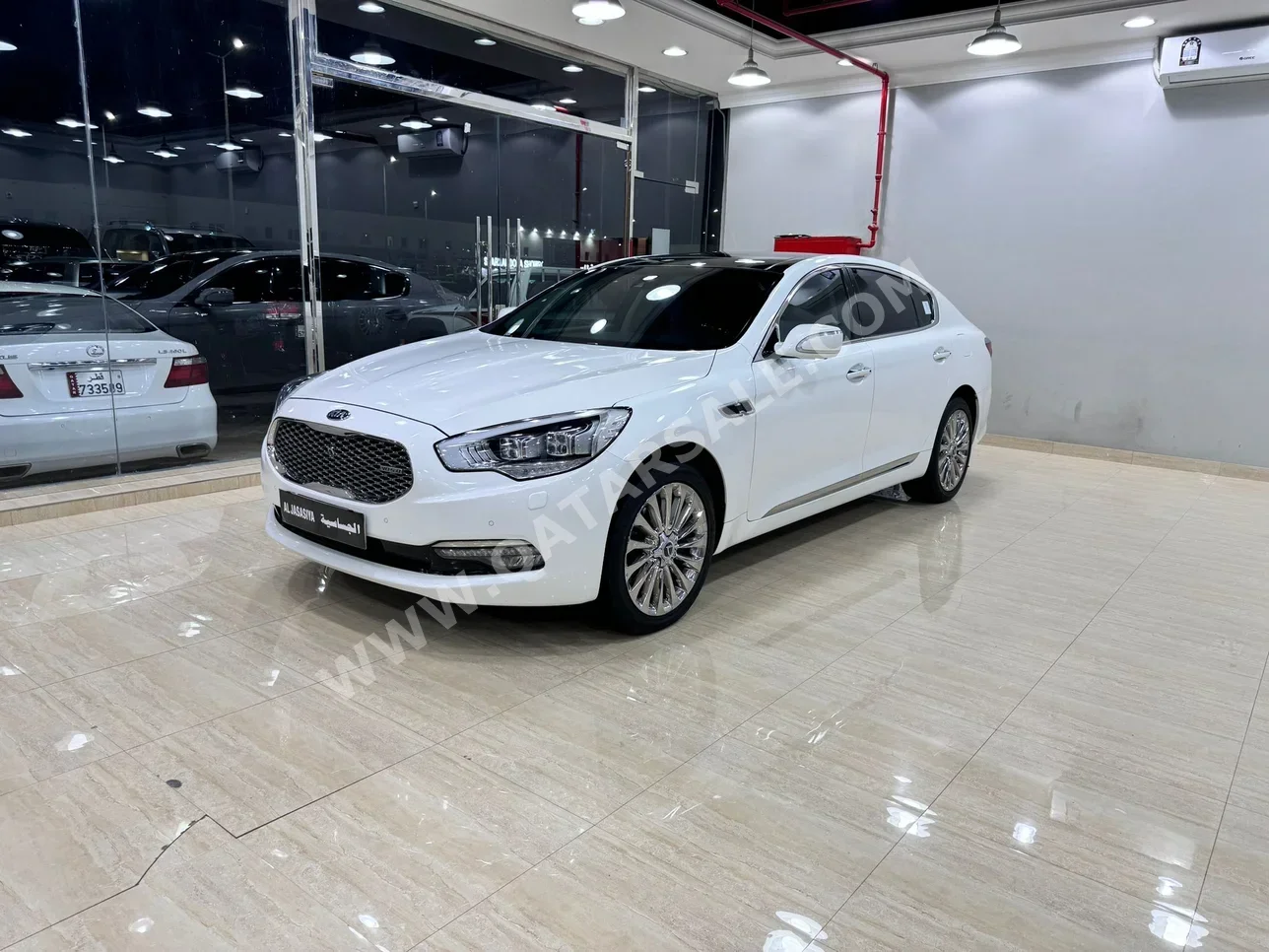 Kia  Quoris  2018  Automatic  73,000 Km  8 Cylinder  Front Wheel Drive (FWD)  Sedan  White