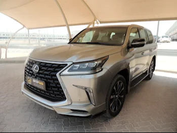 Lexus  LX  570 S  2016  Automatic  180,000 Km  8 Cylinder  Four Wheel Drive (4WD)  SUV  Silver