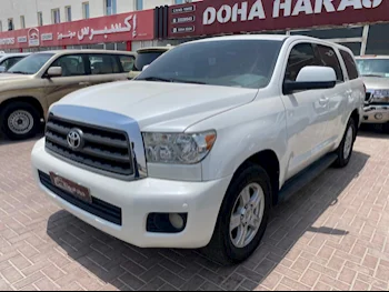 Toyota  Sequoia  2015  Automatic  240,000 Km  8 Cylinder  Four Wheel Drive (4WD)  SUV  Silver