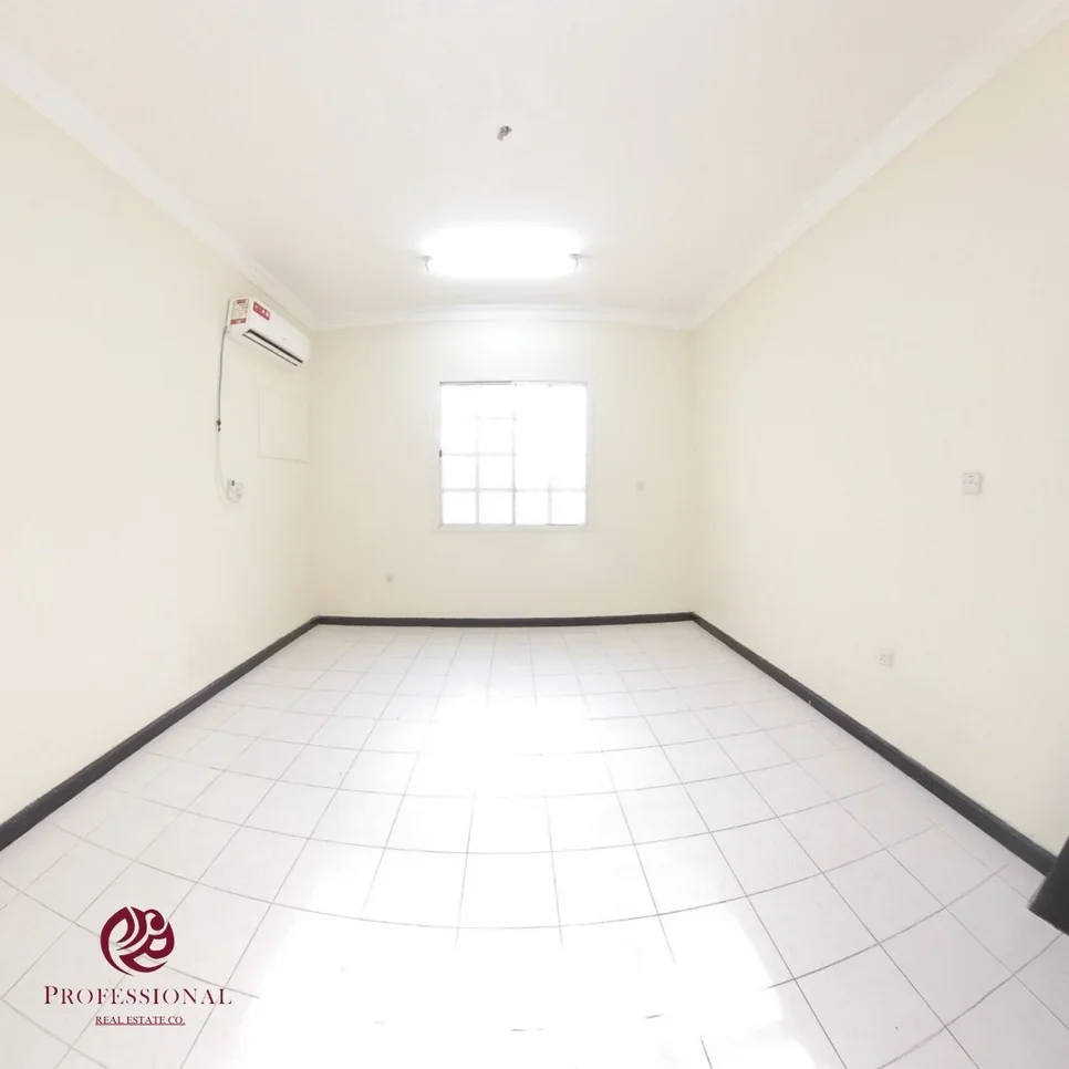 1 Bedrooms  Apartment  For Rent  in Doha -  Umm Lekhba  Not Furnished