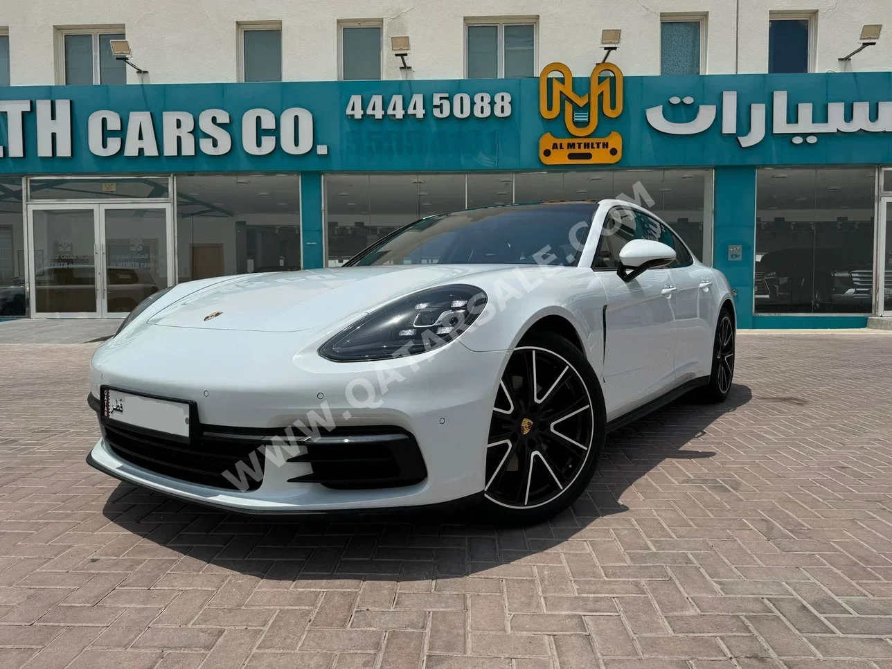 Porsche  Panamera  2018  Automatic  157,000 Km  8 Cylinder  Rear Wheel Drive (RWD)  Sedan  White