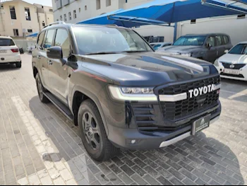 Toyota  Land Cruiser  GR Sport Twin Turbo  2022  Automatic  75,000 Km  6 Cylinder  Four Wheel Drive (4WD)  SUV  Black  With Warranty