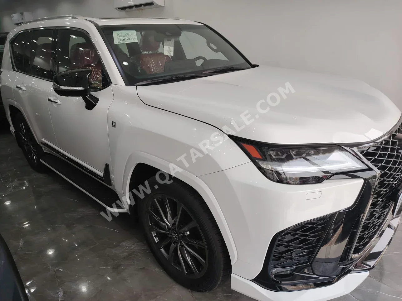 Lexus  LX  600 F Sport  2024  Automatic  0 Km  6 Cylinder  Four Wheel Drive (4WD)  SUV  White  With Warranty