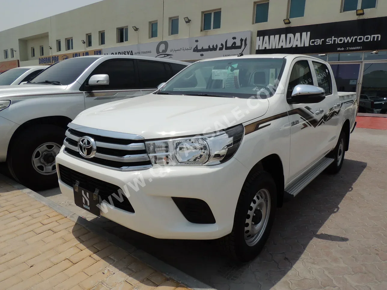 Toyota  Hilux  2024  Automatic  0 Km  4 Cylinder  Four Wheel Drive (4WD)  Pick Up  White  With Warranty