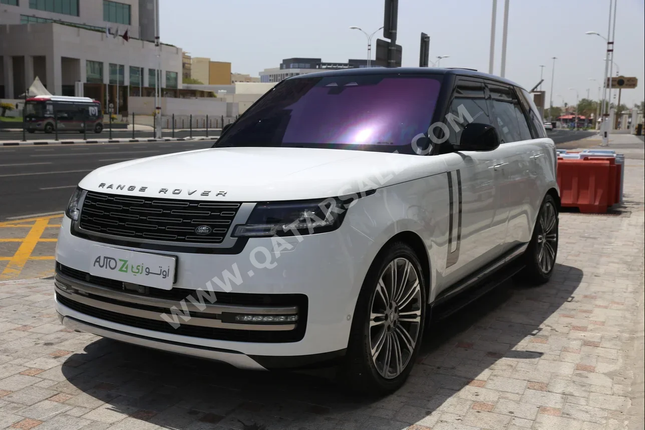 Land Rover  Range Rover  Vogue HSE  2023  Automatic  28,300 Km  6 Cylinder  Four Wheel Drive (4WD)  SUV  White  With Warranty