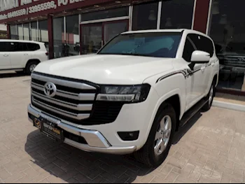 Toyota  Land Cruiser  GXR Twin Turbo  2022  Automatic  59,000 Km  6 Cylinder  Four Wheel Drive (4WD)  SUV  White  With Warranty