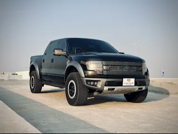 Ford  Raptor  SVT  2014  Automatic  267,000 Km  8 Cylinder  Four Wheel Drive (4WD)  Pick Up  Black