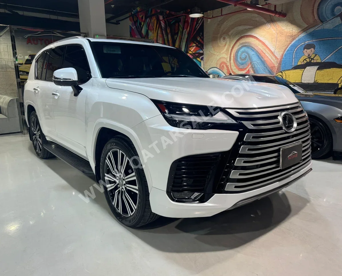 Lexus  LX  600 Luxury  2023  Automatic  20,000 Km  6 Cylinder  Four Wheel Drive (4WD)  SUV  White  With Warranty