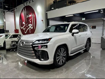 Lexus  LX  600 Luxury  2022  Automatic  41,000 Km  6 Cylinder  Four Wheel Drive (4WD)  SUV  White  With Warranty