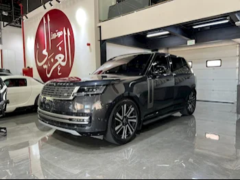Land Rover  Range Rover  Vogue  2023  Automatic  19,000 Km  6 Cylinder  Four Wheel Drive (4WD)  SUV  Gray  With Warranty