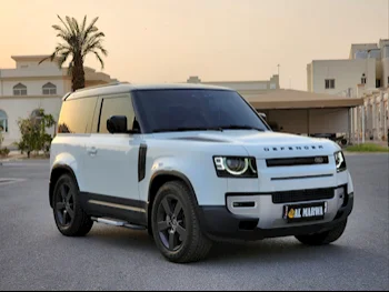 Land Rover  Defender  90  2023  Automatic  34,000 Km  6 Cylinder  Four Wheel Drive (4WD)  SUV  White  With Warranty