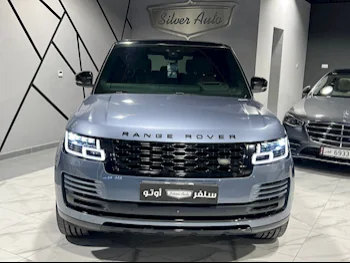 Land Rover  Range Rover  Vogue SE Super charged  2018  Automatic  77,500 Km  8 Cylinder  Four Wheel Drive (4WD)  SUV  Blue