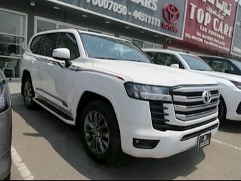 Toyota  Land Cruiser  GXR Twin Turbo  2024  Automatic  2,000 Km  6 Cylinder  Four Wheel Drive (4WD)  SUV  White  With Warranty