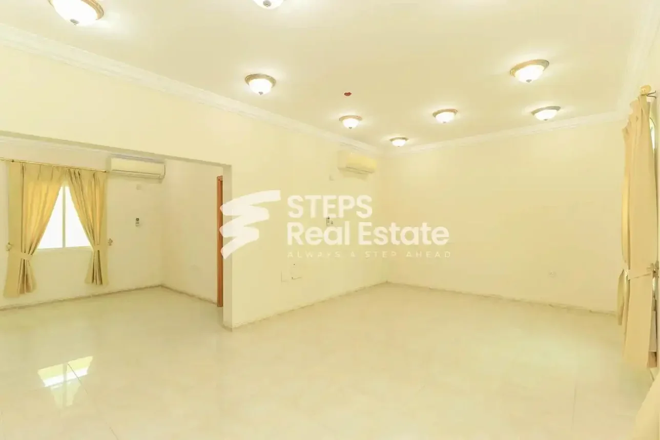 Family Residential  - Not Furnished  - Al Rayyan  - Abu Hamour  - 4 Bedrooms